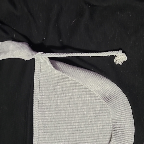 Sweater - Picture 7 of 7